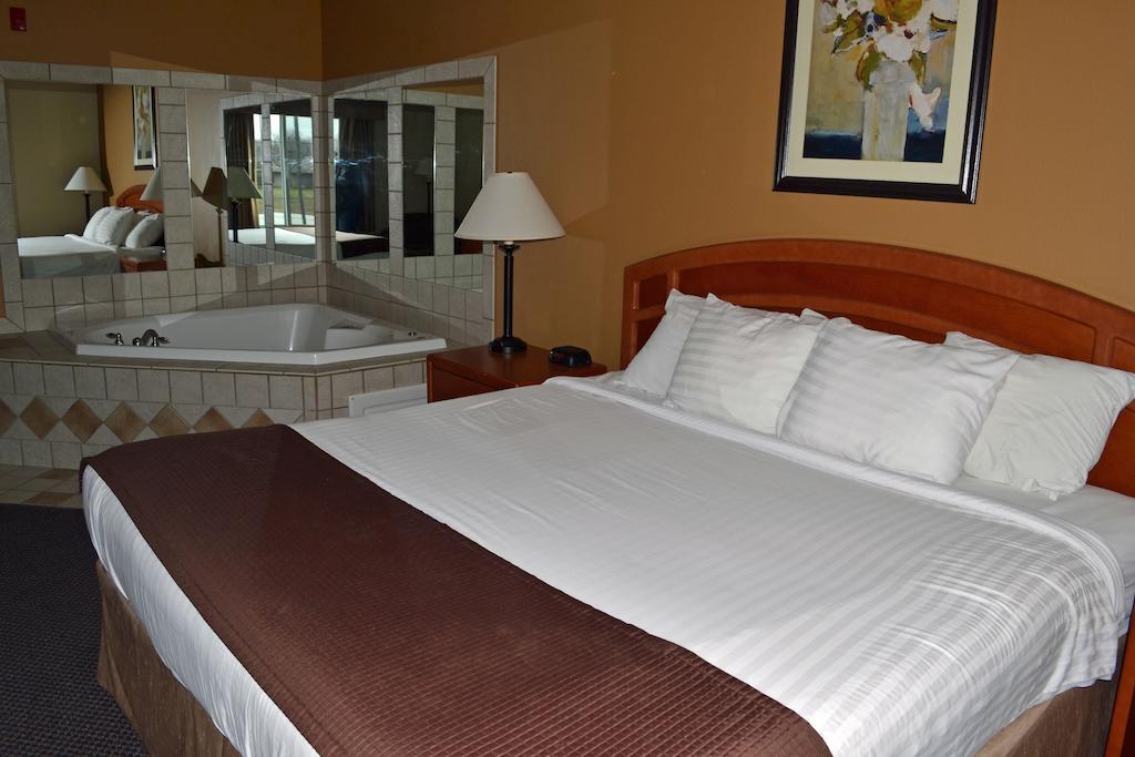 Paola Inn And Suites Rum bild