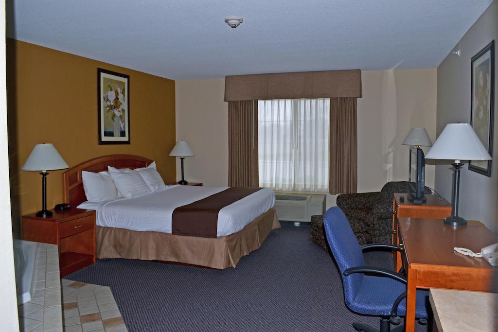 Paola Inn And Suites Rum bild