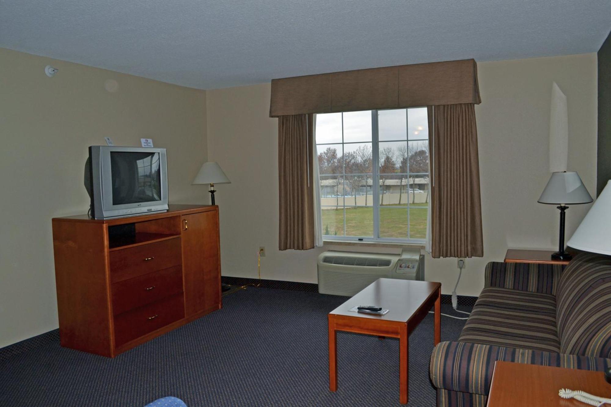 Paola Inn And Suites Rum bild